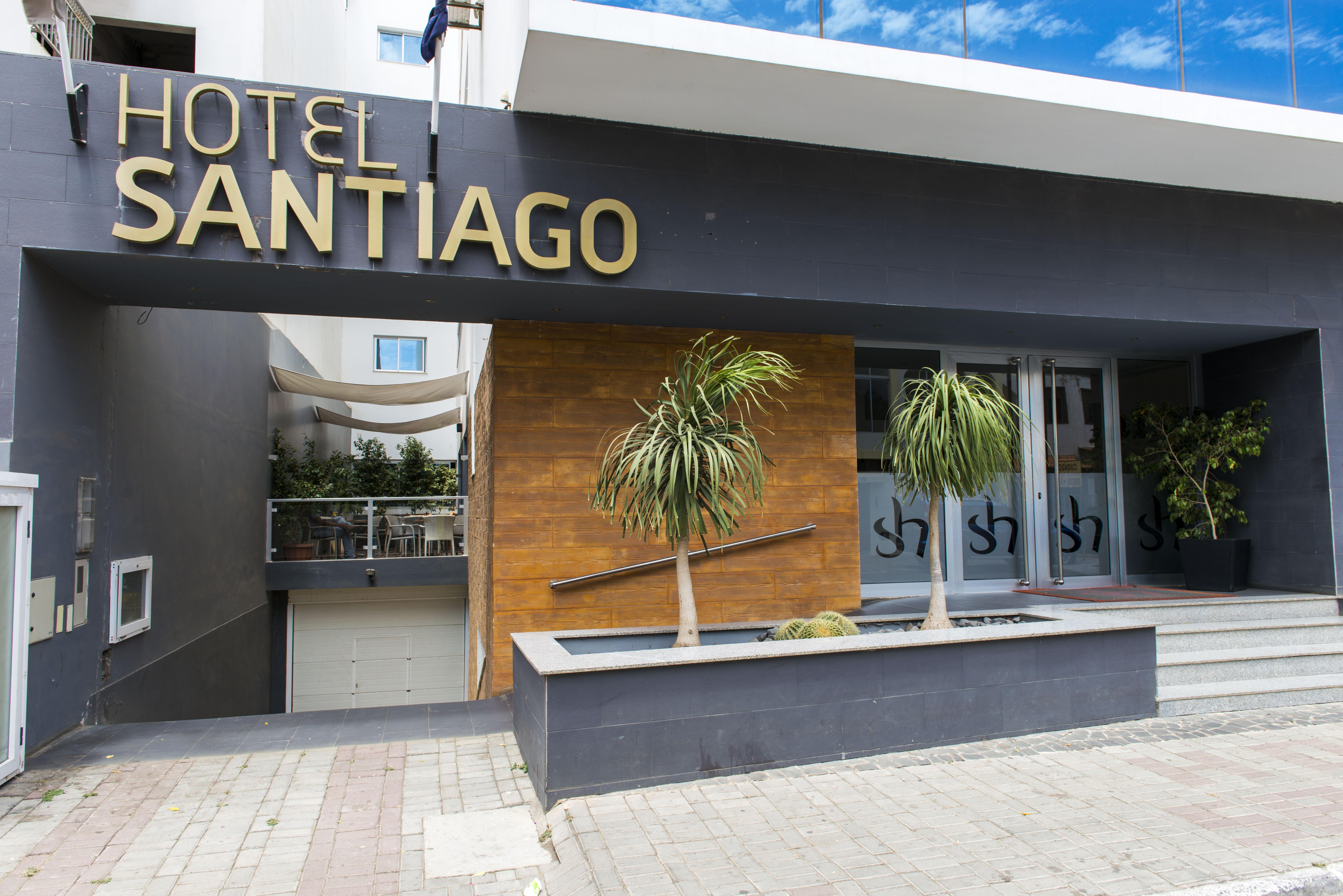 Hotel Santiago Прая Екстериор снимка