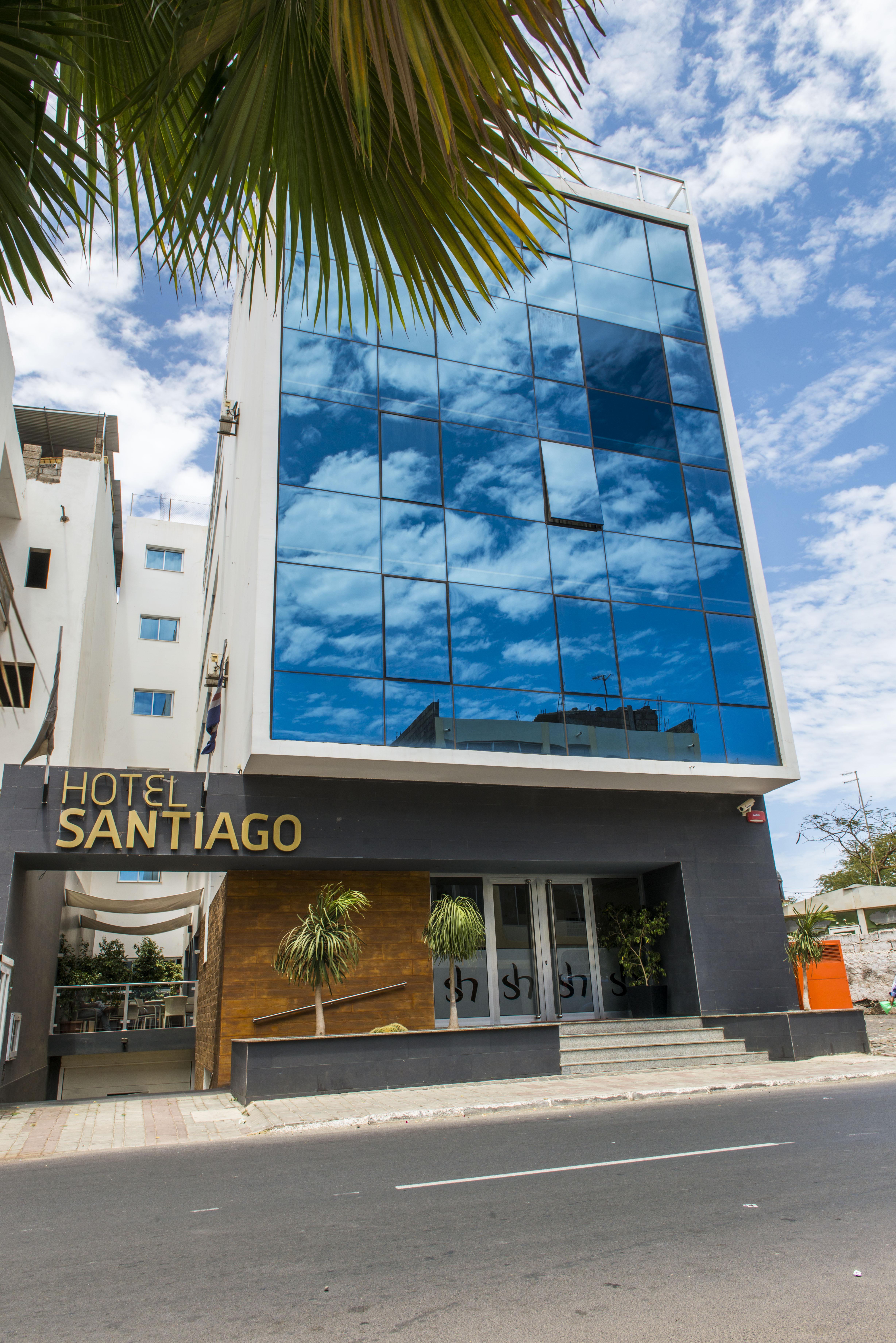 Hotel Santiago Прая Екстериор снимка